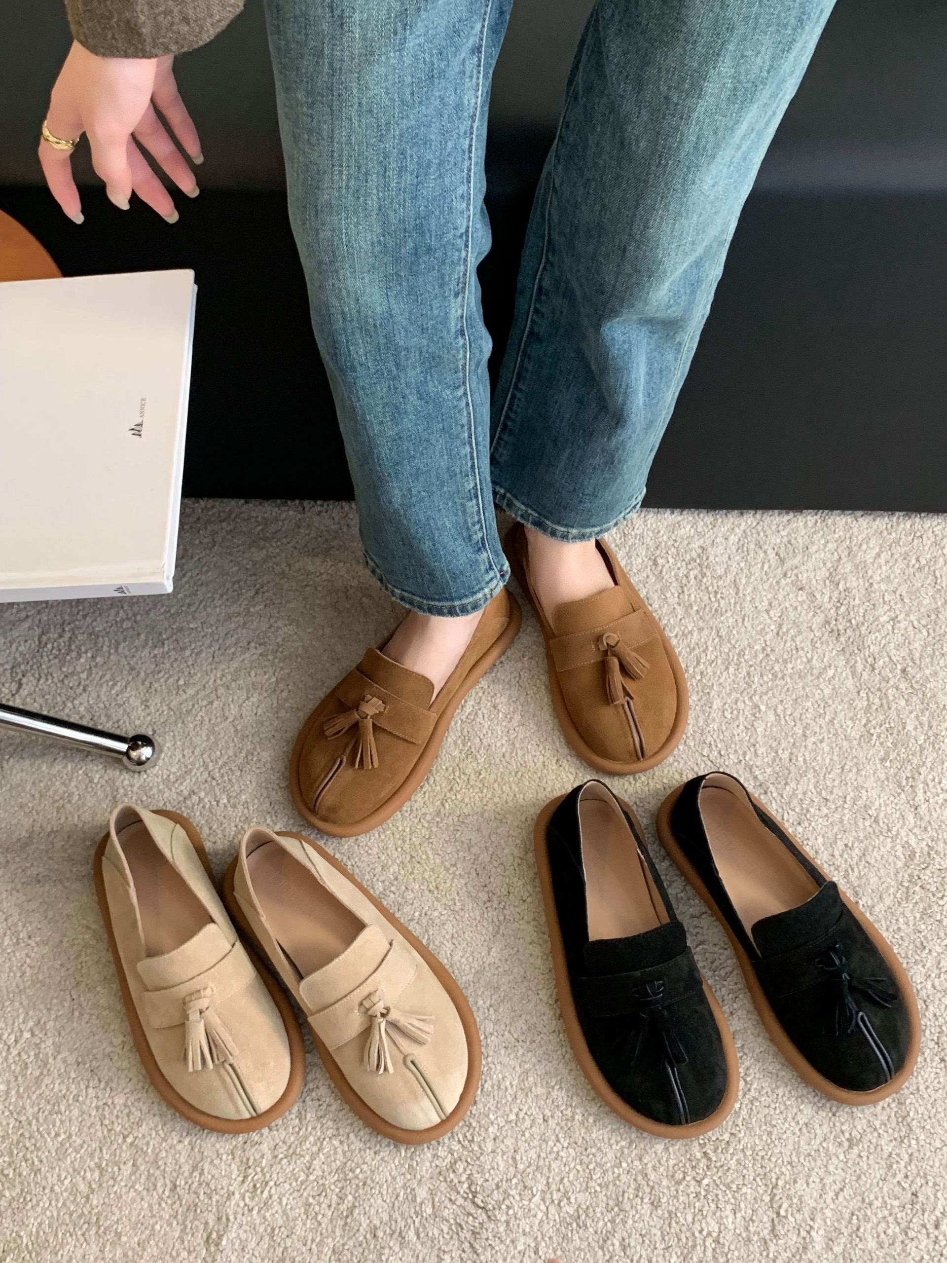 2023 Fringe Flat Shoes Women British Style Low Heel Loafers Round Toe Retro Leather