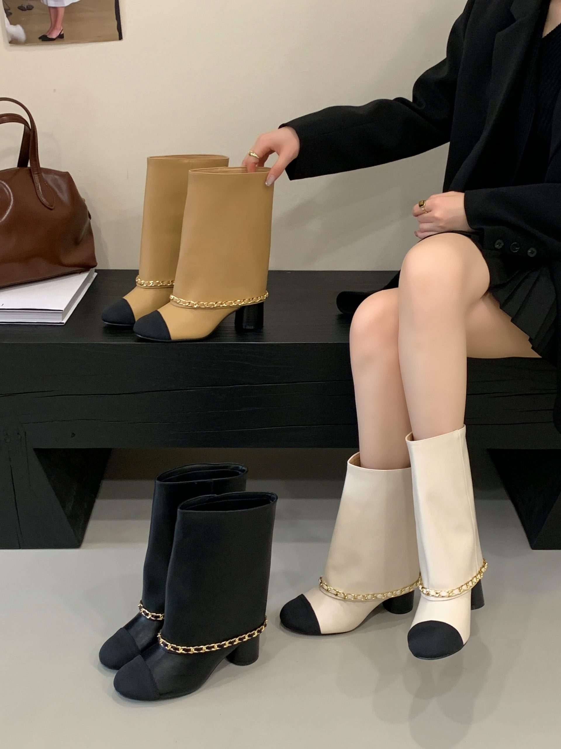 Chanel Style Slim Boots 2026 Autumn Winter New Arrival Elegant Chunky Heel Short Tube Boots for Women