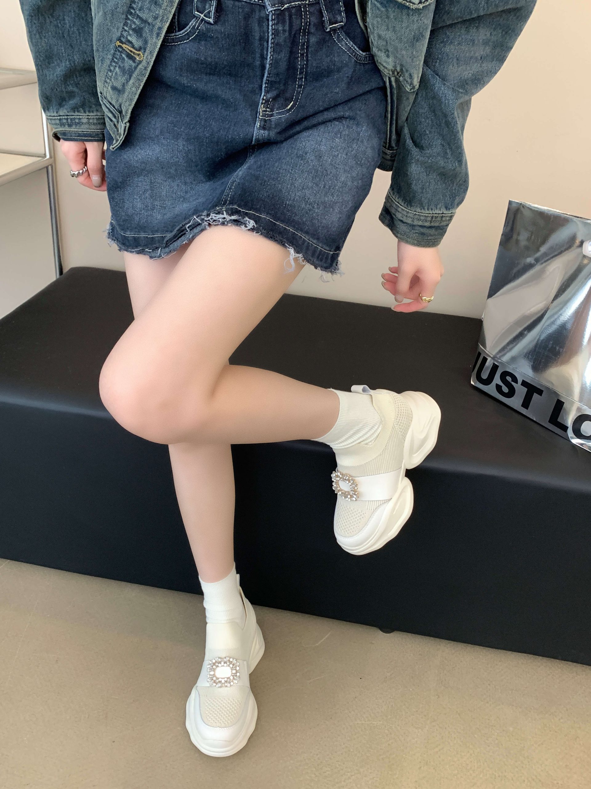 Retro Wrinkled Stack Boots for Women Chunky Heel 2023 New Round Toe Suede Western Cowboy Boots Tall Boots - Image 4